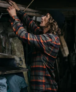 Best Sale Finisterre Men's Beardsmore Shirt DarkRosewoodCheck