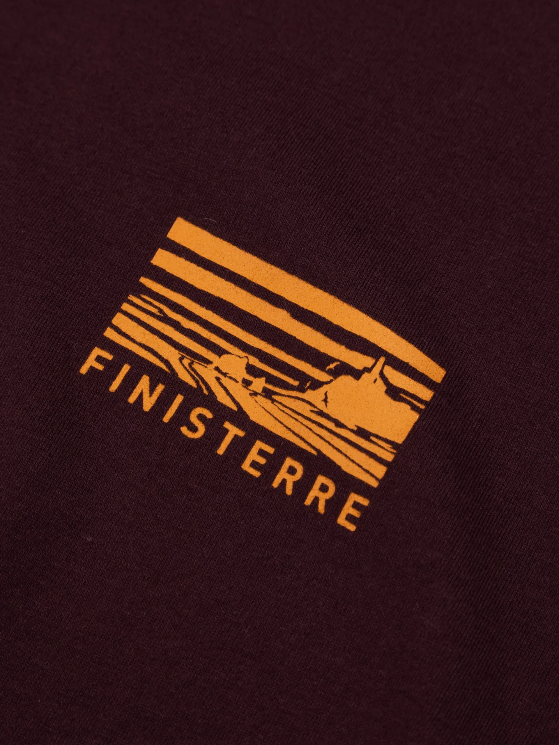 Online Finisterre Men's Cape T-Shirt BlackCherry
