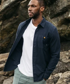 Best Finisterre Men's Gylly Shirt NavyDobby