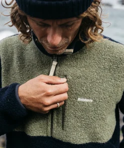 Shop Finisterre Men's Hegen 1/4 Zip Wool Fleece WillowGreen/Navy