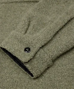 Store Finisterre Men's Hegen Fleece Shirt WillowGreen