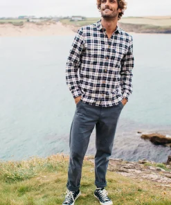 Hot Finisterre Men's Koerner Pant AirforceBlue