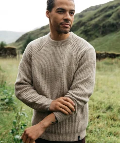 Hot Finisterre Men's Mora Knit Sweater Oatmeal