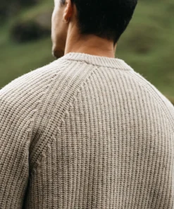 Hot Finisterre Men's Mora Knit Sweater Oatmeal