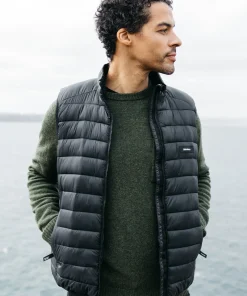 Online Finisterre Men's Nimbus Insulated Vest Black