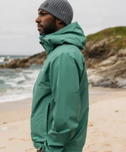 New Finisterre Men's Rainbird Waterproof Jacket PineShadow