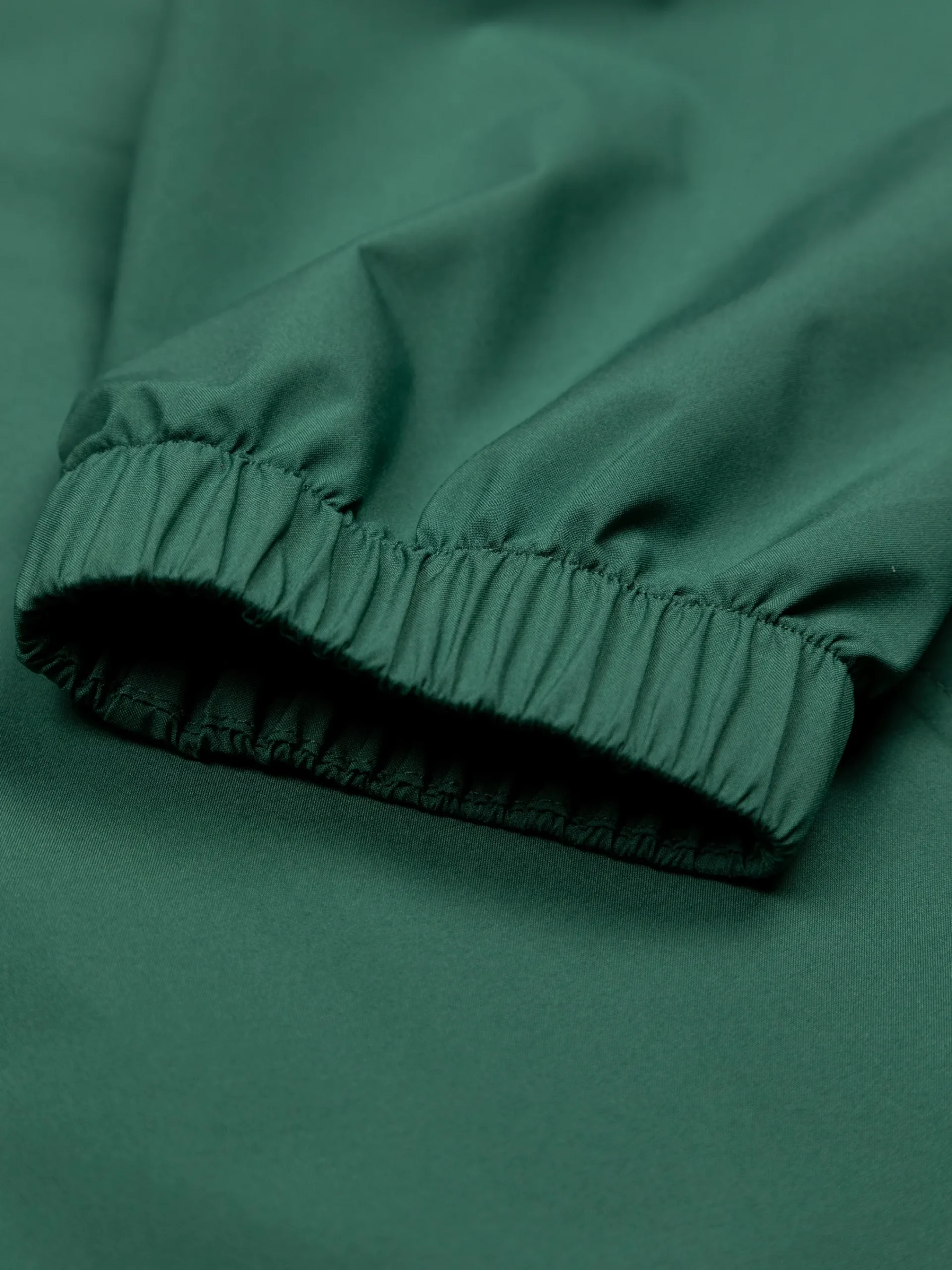 New Finisterre Men's Rainbird Waterproof Jacket PineShadow