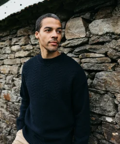 Online Finisterre Men's RNLI Polperro Sweater Navy