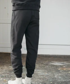 Best Finisterre Men's Zawn Jogger Raven