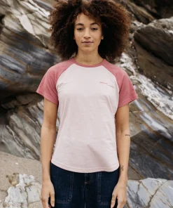 Flash Sale Finisterre Women's Bailey T-Shirt PinkSmoke/Rouge