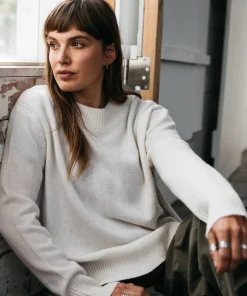 New Finisterre Women's Cavan Ribbed Knit Sweater Ecru