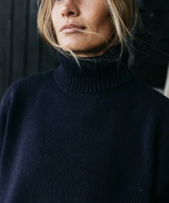 Store Finisterre Women's Eyre Roll Neck Knit Sweater Navy
