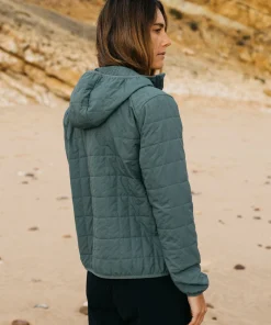Sale Finisterre Women's Firecrest Hooded Jacket DeepSea