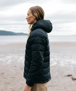 Best Sale Finisterre Women's Nebulas Insulated Jacket Black