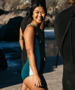 Flash Sale Finisterre Women's Nieuwland 2mm Yulex® Swimsuit Teal/Khaki/Aqua