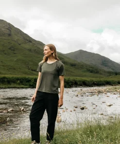New Finisterre Women's Seeker Merino Scoop Neck T-Shirt Olive