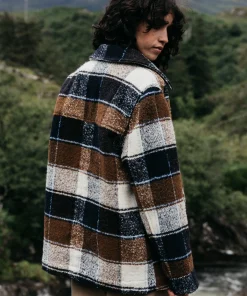 Store Finisterre Women's Stowe Blanket Jacket EcruMultiCheck
